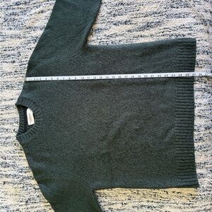 Abercrombie & Fitch Forest Green Crewneck Sweater